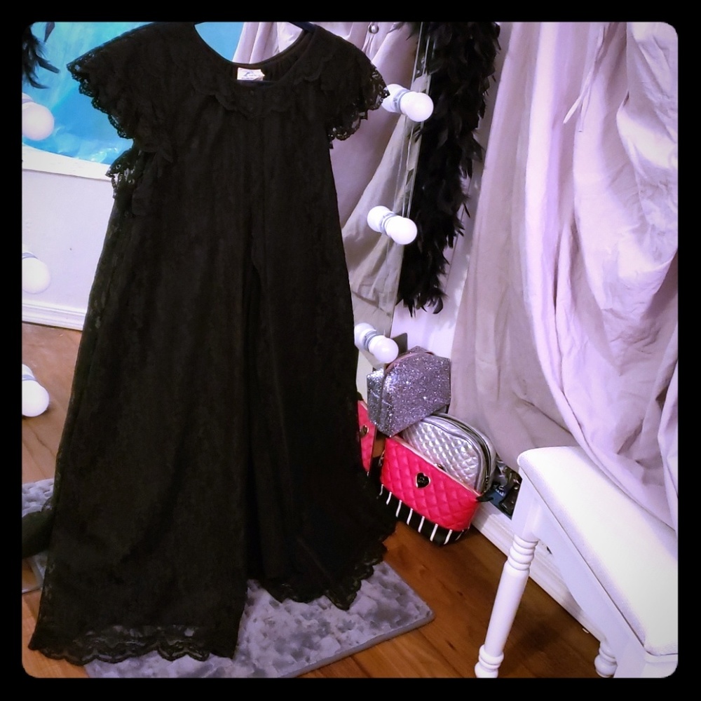 Vintage Miss Siren black lace robe nighty